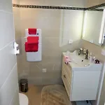 De Guenifey B&B